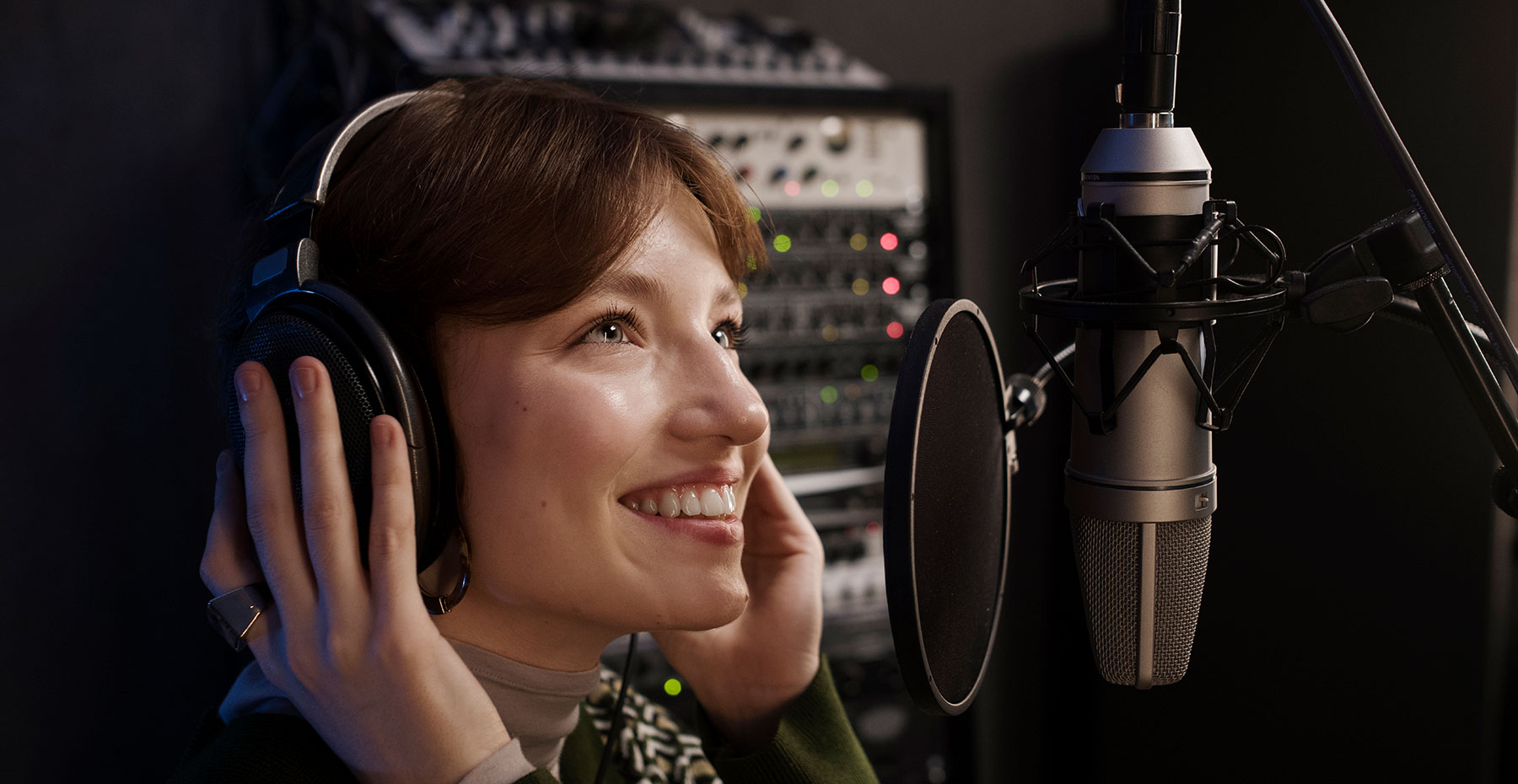 El mundo del locutor comercial: Tu voz puede ser tu mejor herramienta