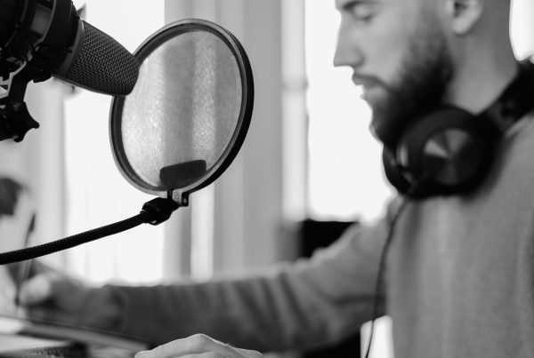 Locutor para documentales